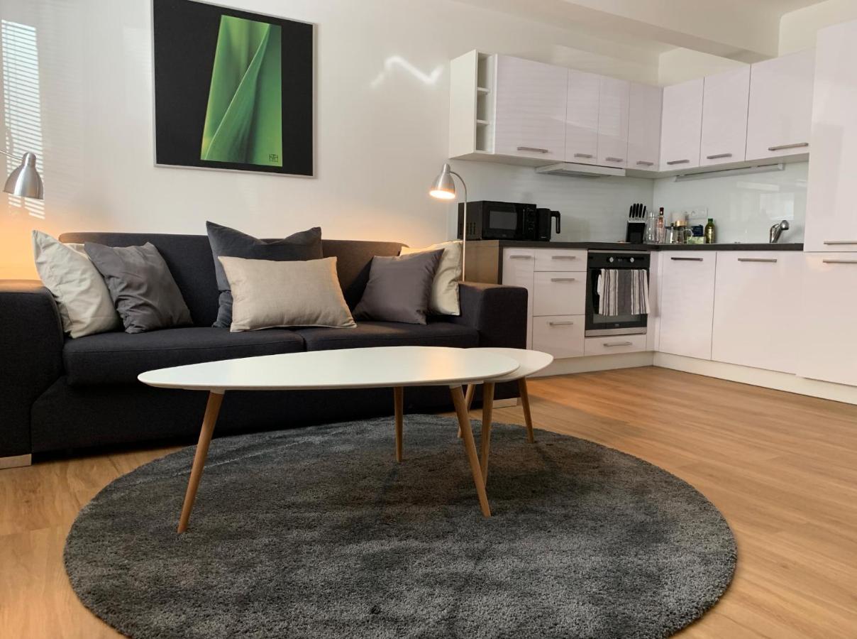AP 1 - Hradec Apartments, Overnight Simply Hradec Králové Extérieur photo