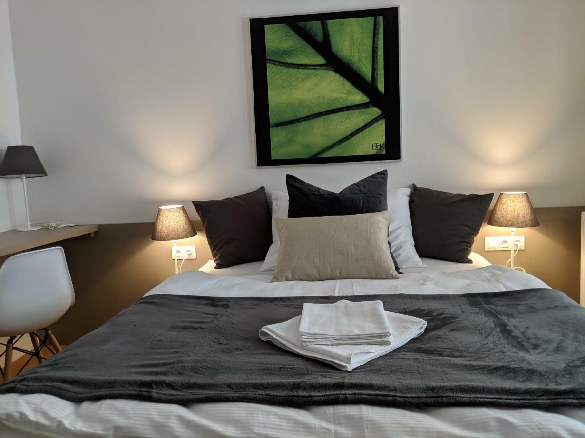 AP 1 - Hradec Apartments, Overnight Simply Hradec Králové Extérieur photo